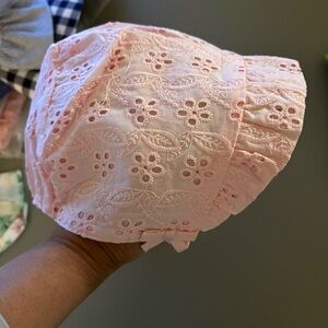 Janie and Jack pink bonnet sz 6-12 mos